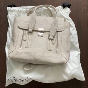Pristine/Carried 20-30 min 3.1 Phillip Lim Pashli